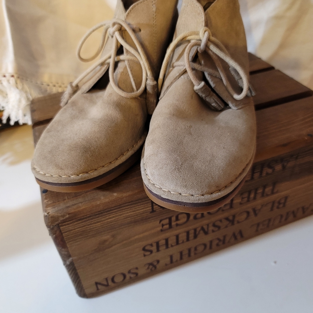 Hush puppies